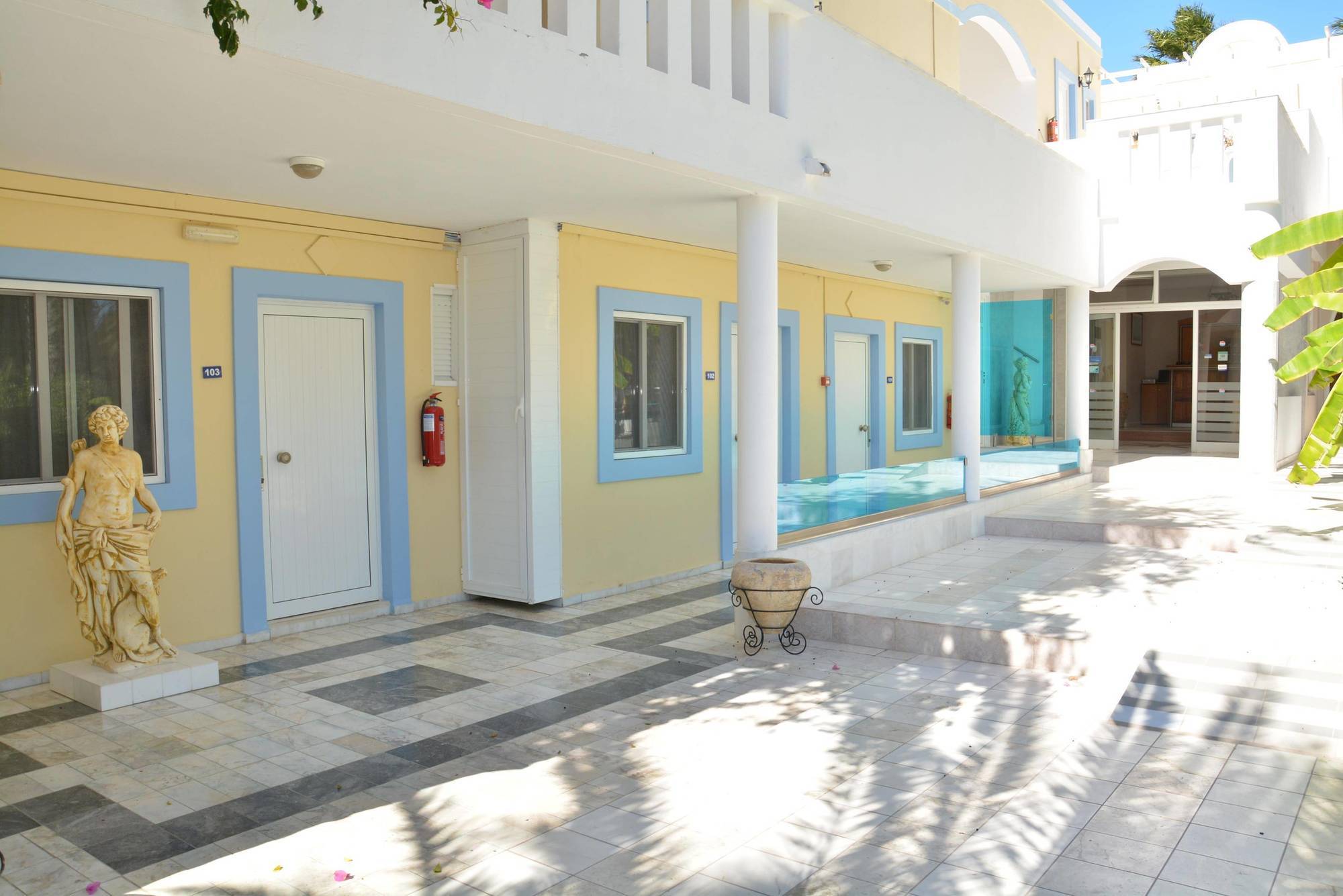Cavo D' Oro Hotel Marmari  Extérieur photo